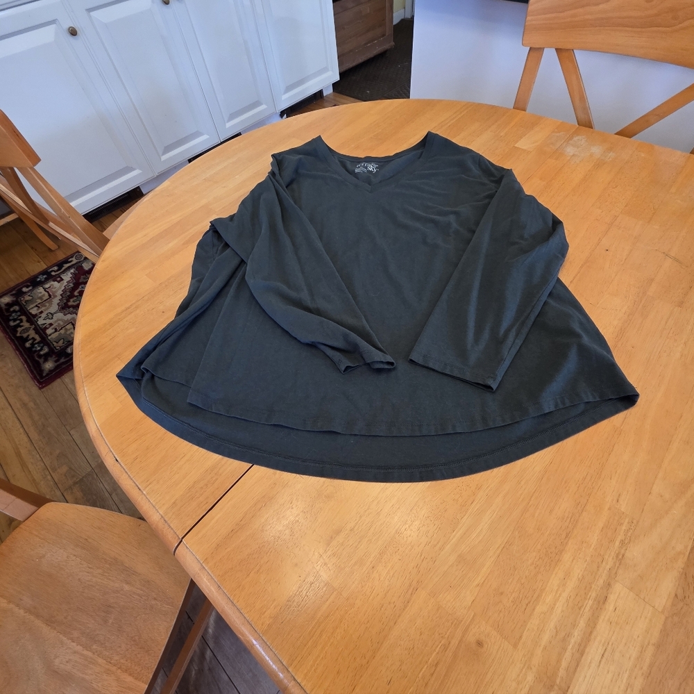 Women's Green Long Sleeve Top